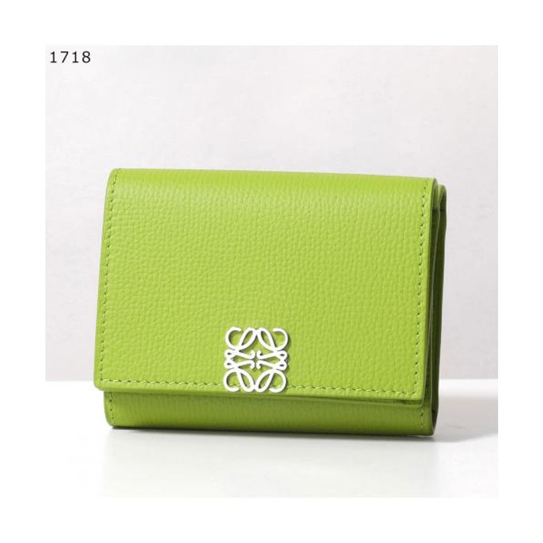 ロエベ LOEWE LOEWE 三つ折り財布 ANAGRAM TRIFOLD 6 C821TR2X （1100