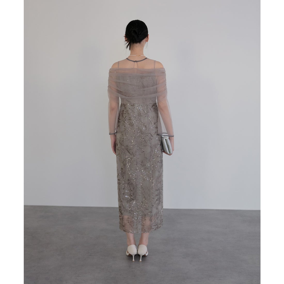 レジャ Leja チュールオフショルダー花柄Iラインドレスワンピース美脚