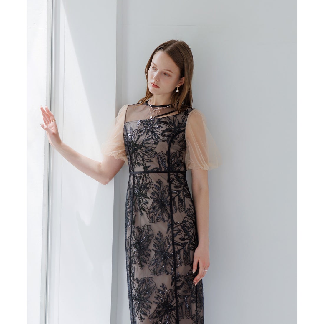 レジャ Leja アシンメトリーシアーフラワードレス美脚効果結婚式