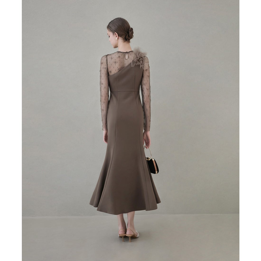 レジャ Leja フラワーモチーフアシンメトリーチュールマーメイド