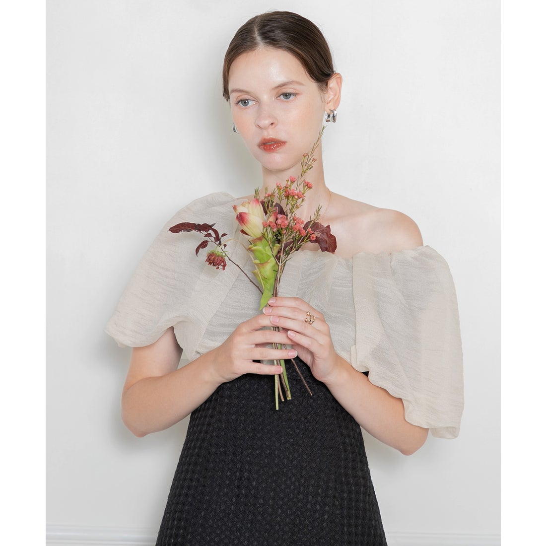 レジャ Leja 2WAYオフショルダーパフスリーブバリエマーメイド