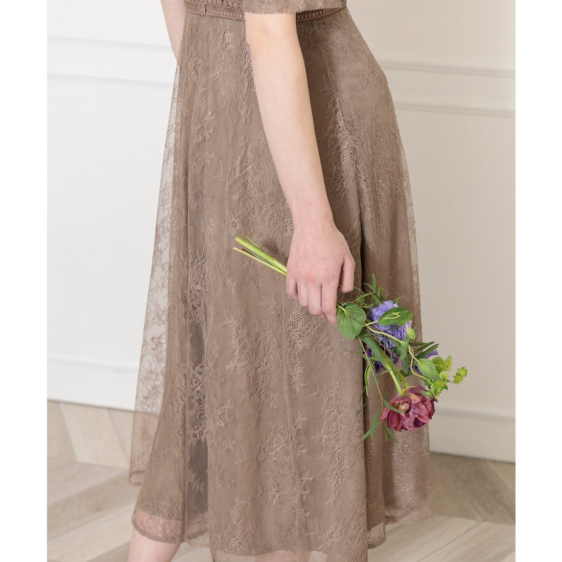 レジャ Leja ハイネック花柄レースウエストマーク透けロングドレス