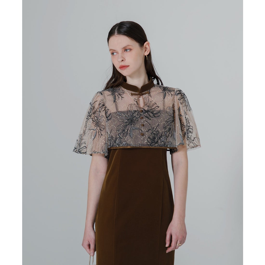 レジャ Leja 配色パイピング花柄刺繍ボレロ付きベロアマーメイドキャミ