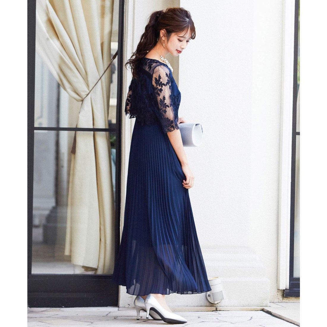 ニアナ niana 刺繍レース切り替えプリーツロング 結婚式ワンピース