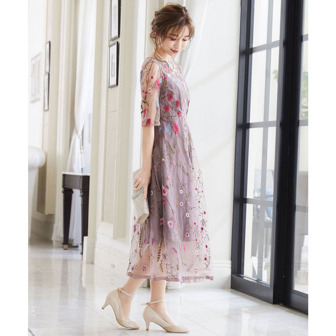 ニアナ niana ヴィンテージ風フラワー刺繍ドレス 結婚式ワンピース