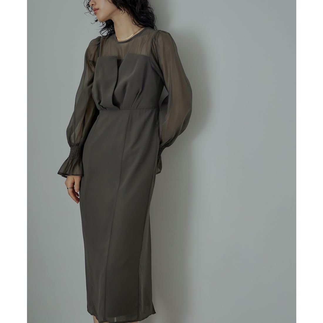 ニアナ niana ビスチェ風ボリュームスリーブシフォンドレス