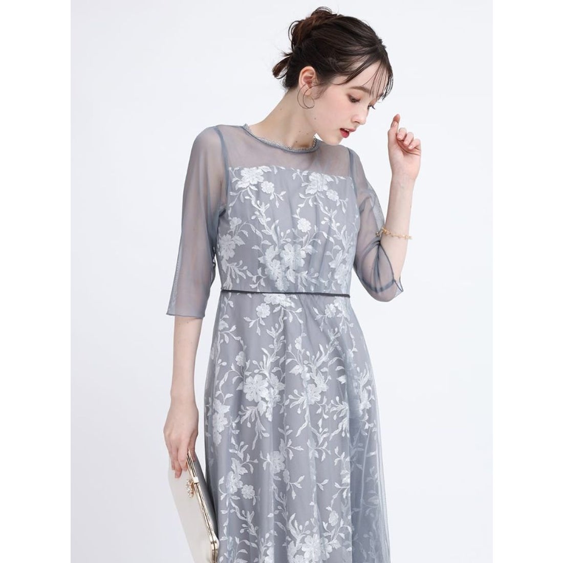 リルフェテ Rire Fete チュールレイヤードフラワー刺繍ドレス （グレー