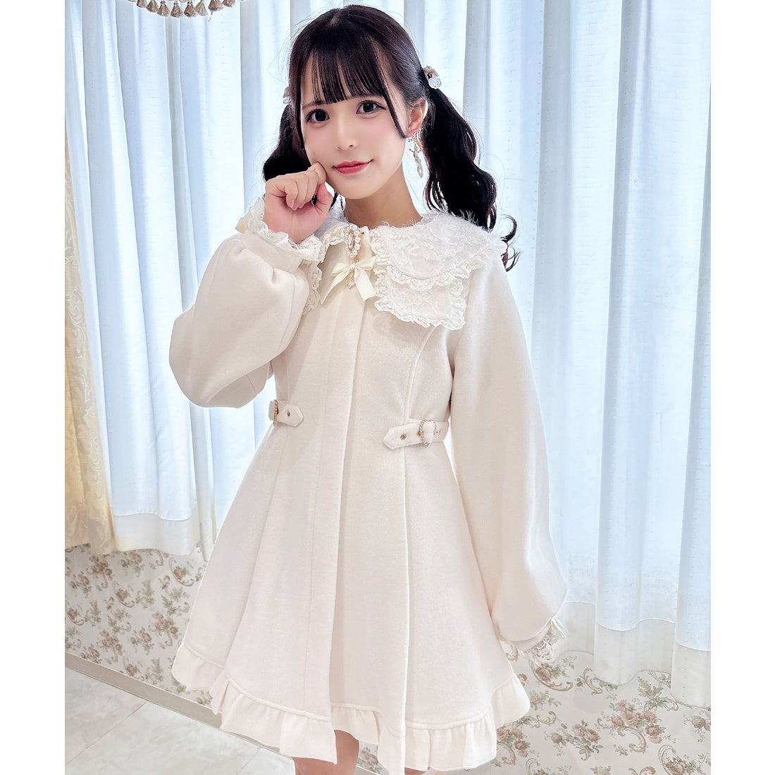 ロジータ ROJITA フェザーレースリボン衿コート （ホワイト