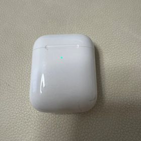 AirPods 第1世代 MMEF2J/A 中古 1,700円 | ネット最安値の価格比較