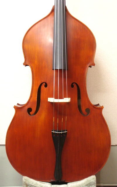 4弦コントラバス本体
