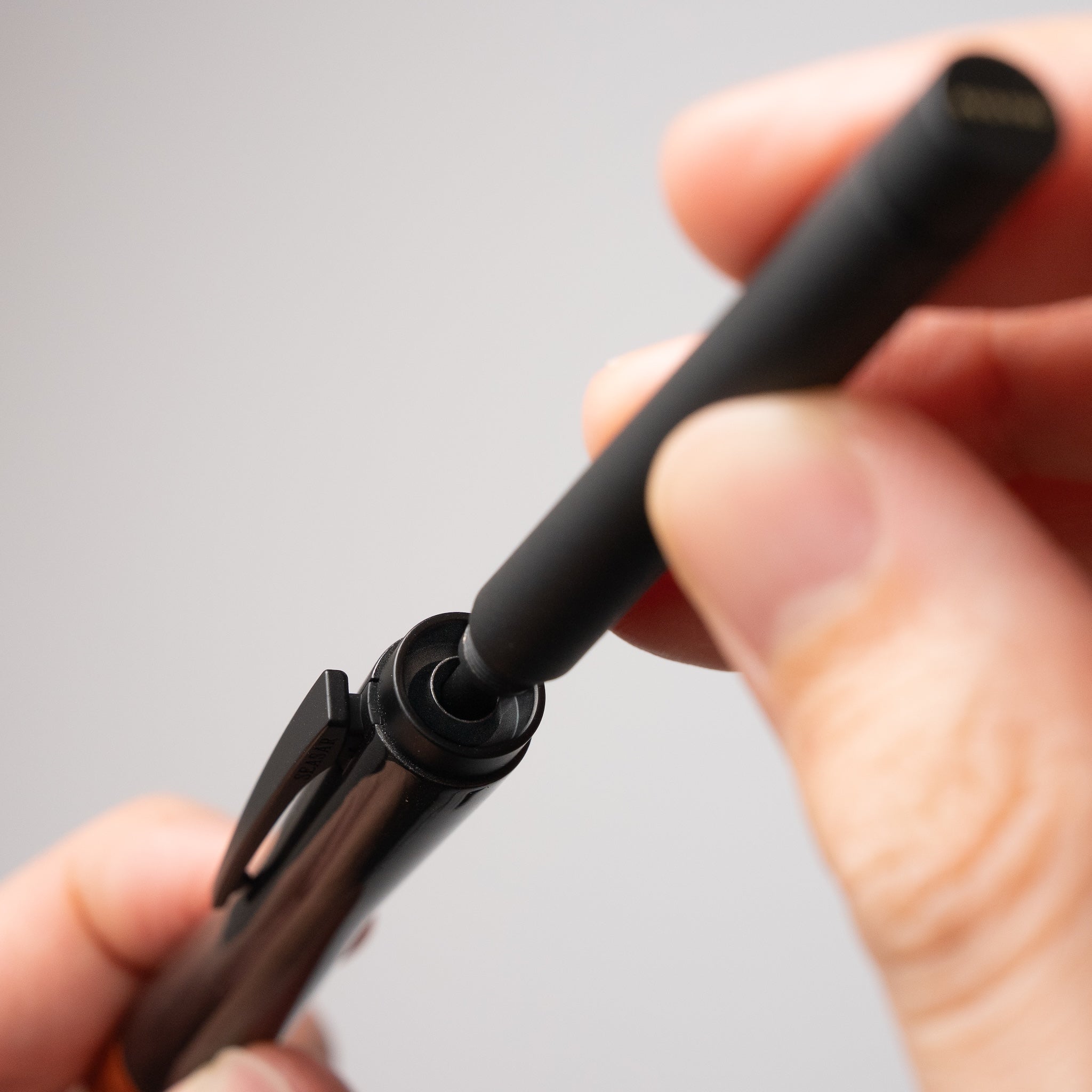 真鍮シャープ芯ケース DIJECT｜指を汚さずダイレクト給芯 / SEASAR