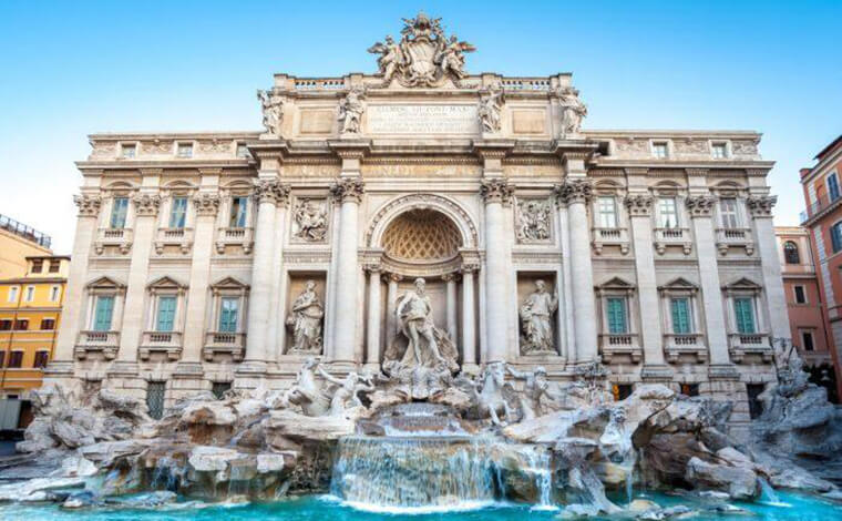 トレヴィの泉【コインを投げると願いが叶うローマ定番の観光地】 - せ