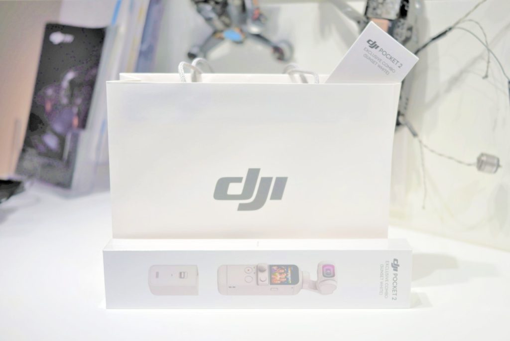 DJI Pocket 2 サンセットホワイト を開封レビュー！「白」というより〇