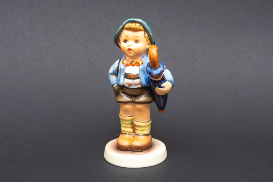 ゲーベル フンメル人形 『Home from Market（市場からの帰り道）』を