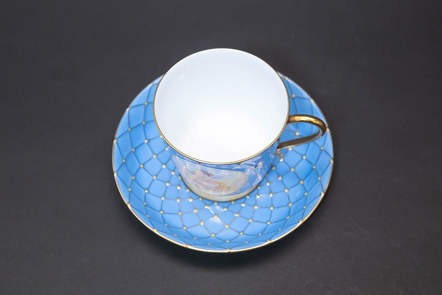 ヘレンド フンボルト（ブルー） カップ＆ソーサーを買い取りました