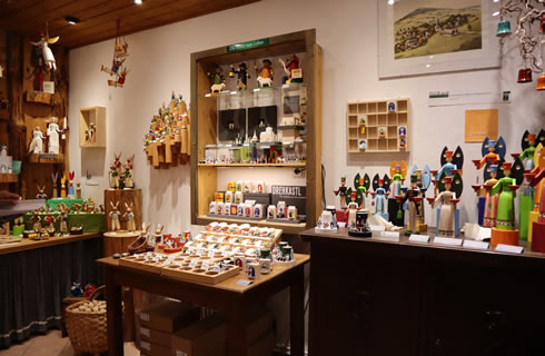 Wolfgang Braun – ドイツ・ザイフェンの木のおもちゃ seiffen