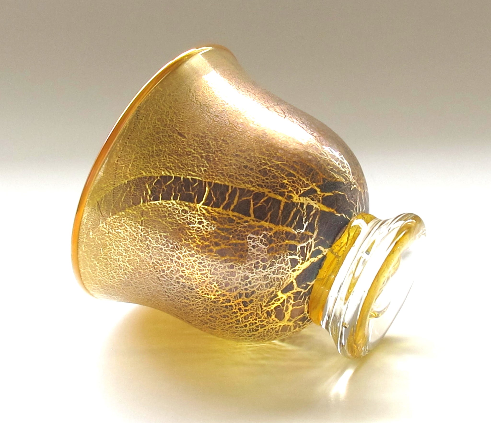 薩摩吹きガラス 宮澤裕明 銀箔金彩盃 – SEIKADO