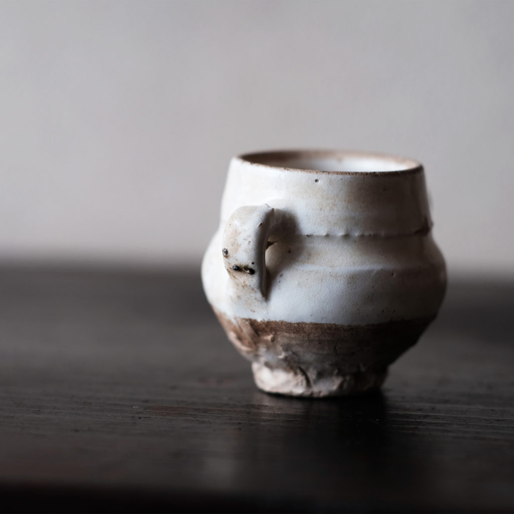 北宋 磁州窯 白釉双耳小壺 | 骨董と詩学 Antique & Poetics | 蛇韻律