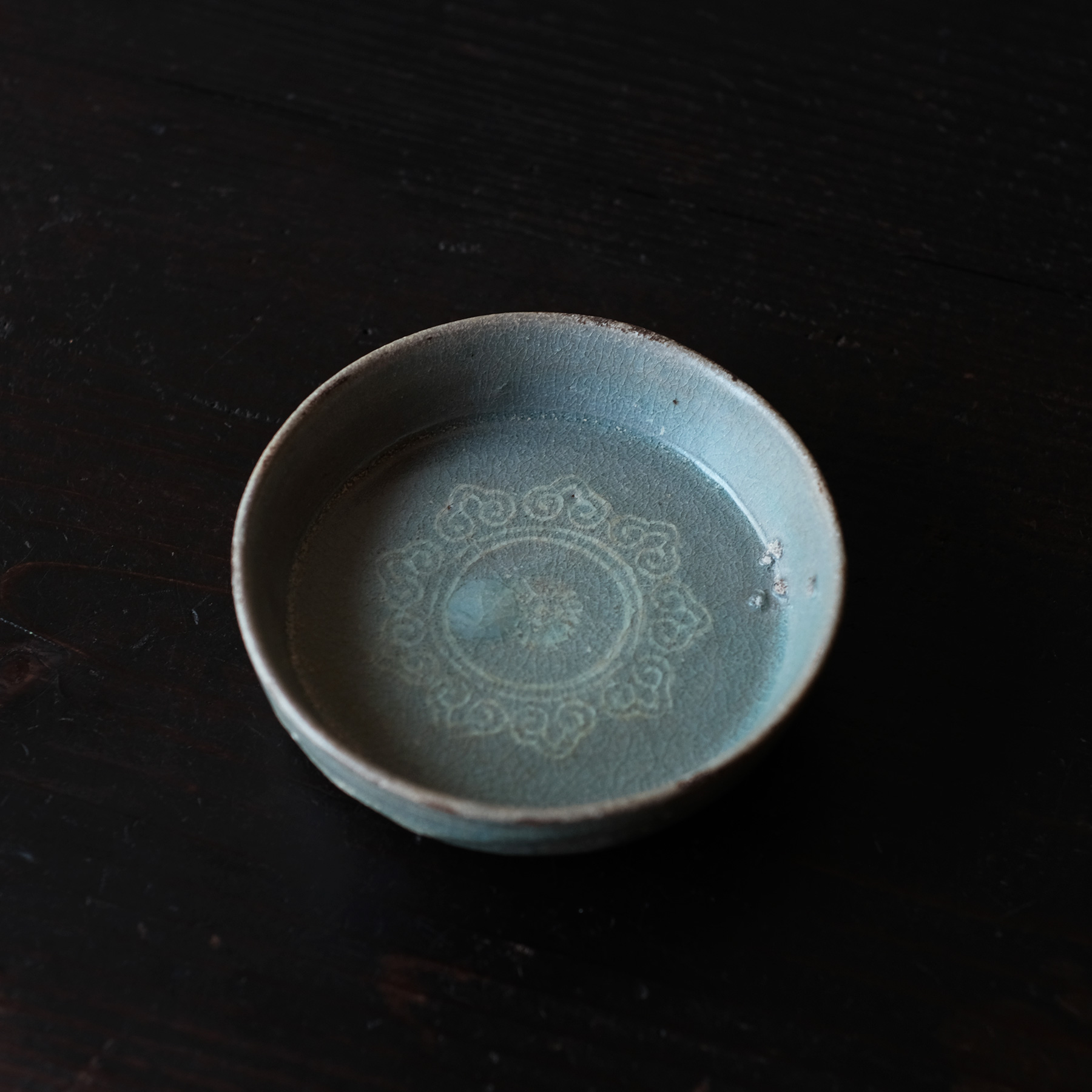 高麗 青磁白黒象嵌平盃 | 骨董と詩学 Antique & Poetics | 蛇韻律