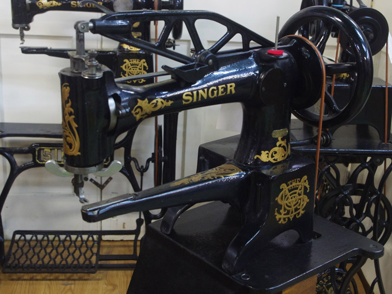 No.407 SINGER 29-4 シンガー製 革・厚物用 八方ミシン 腕ミシン