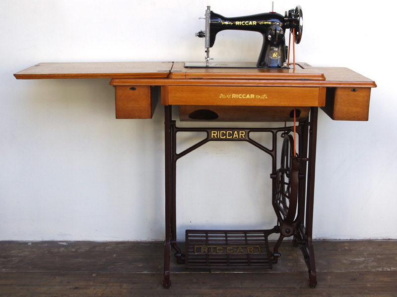 No.512 RICCAR リッカー製 家庭用足踏みミシン：アンティークミシン