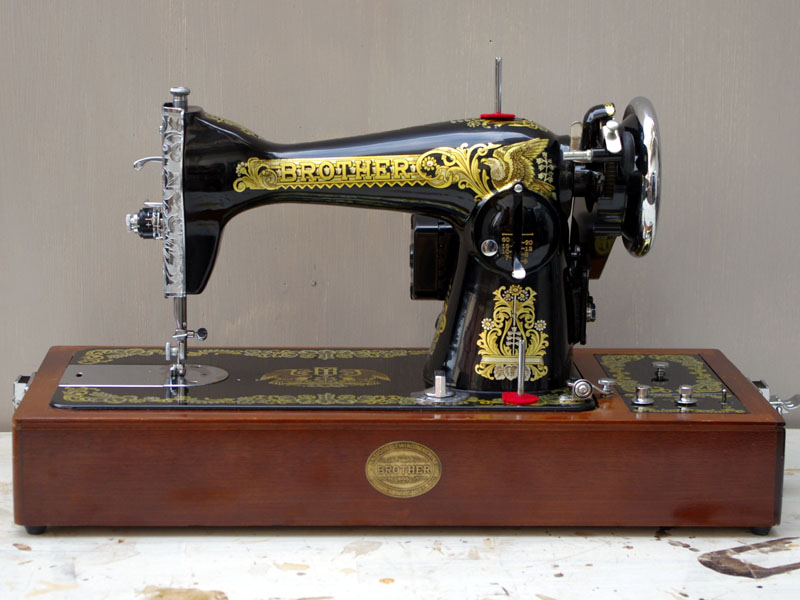 昭和のレトロなミシン