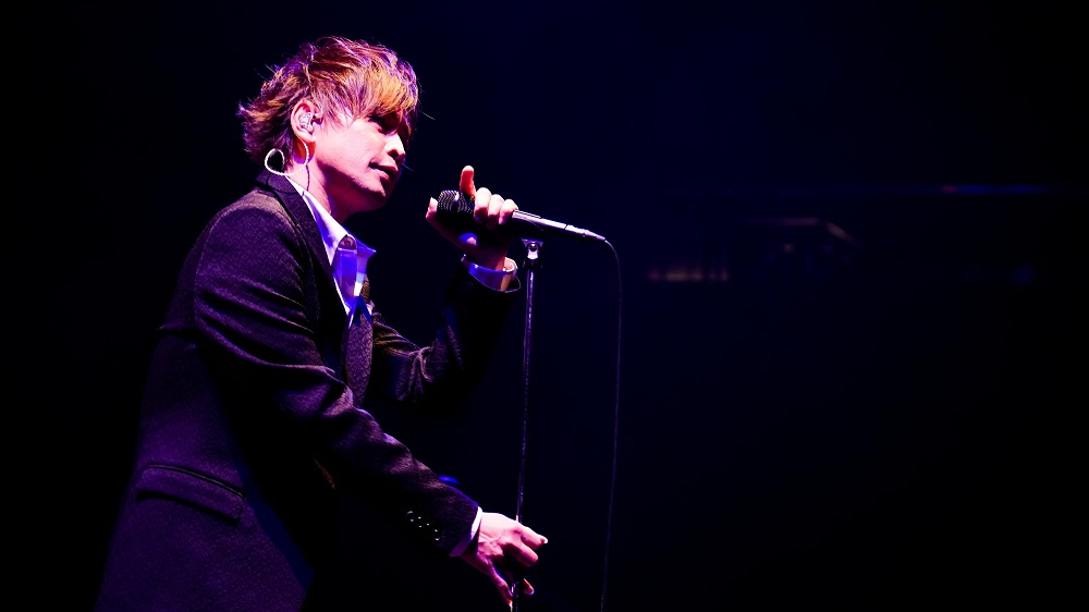 INORAN、今夏にアコースティック・セットによる最新アルバムの制作を