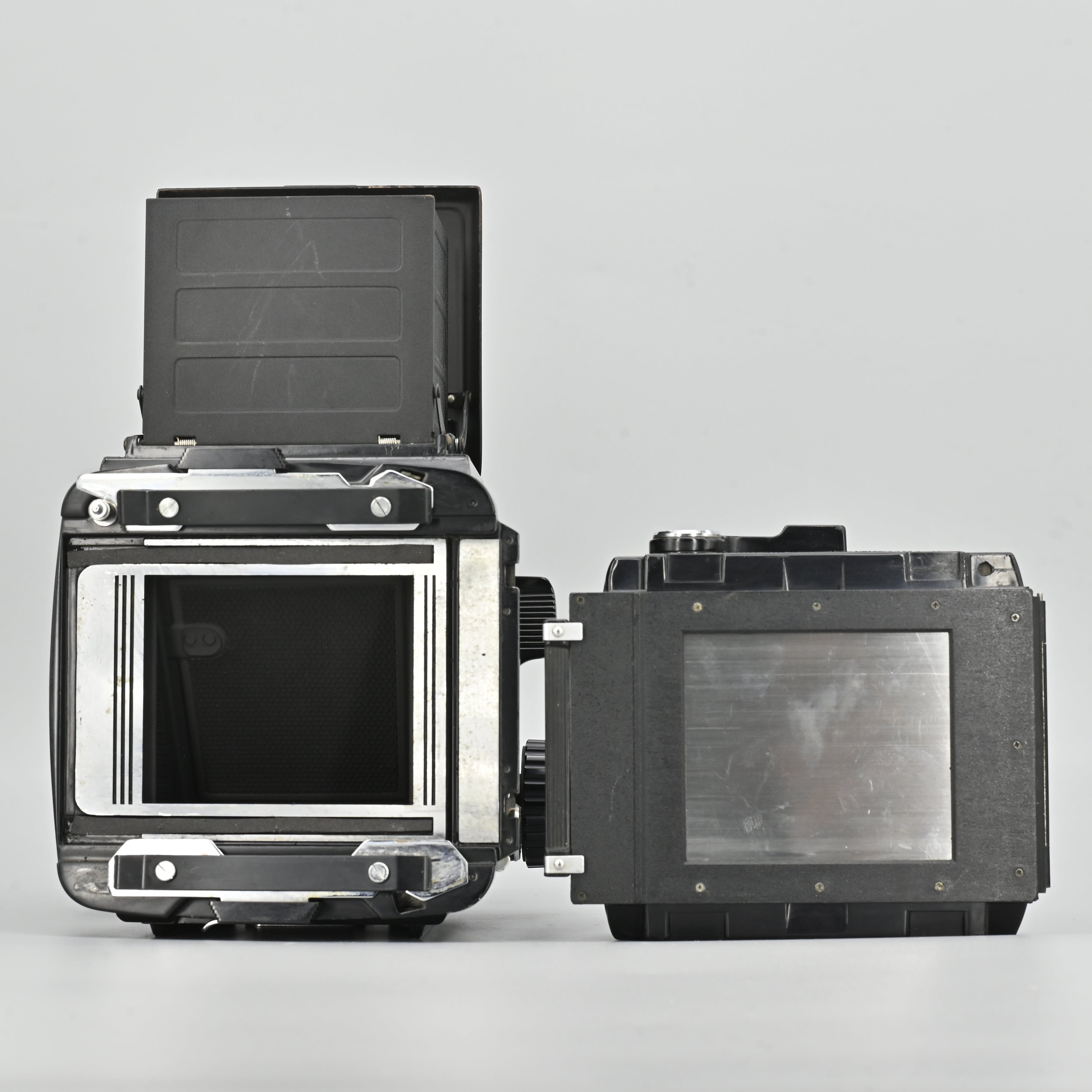 Mamiya RB67 + Sekor C 127mm F3.8 Lens – SHOWA