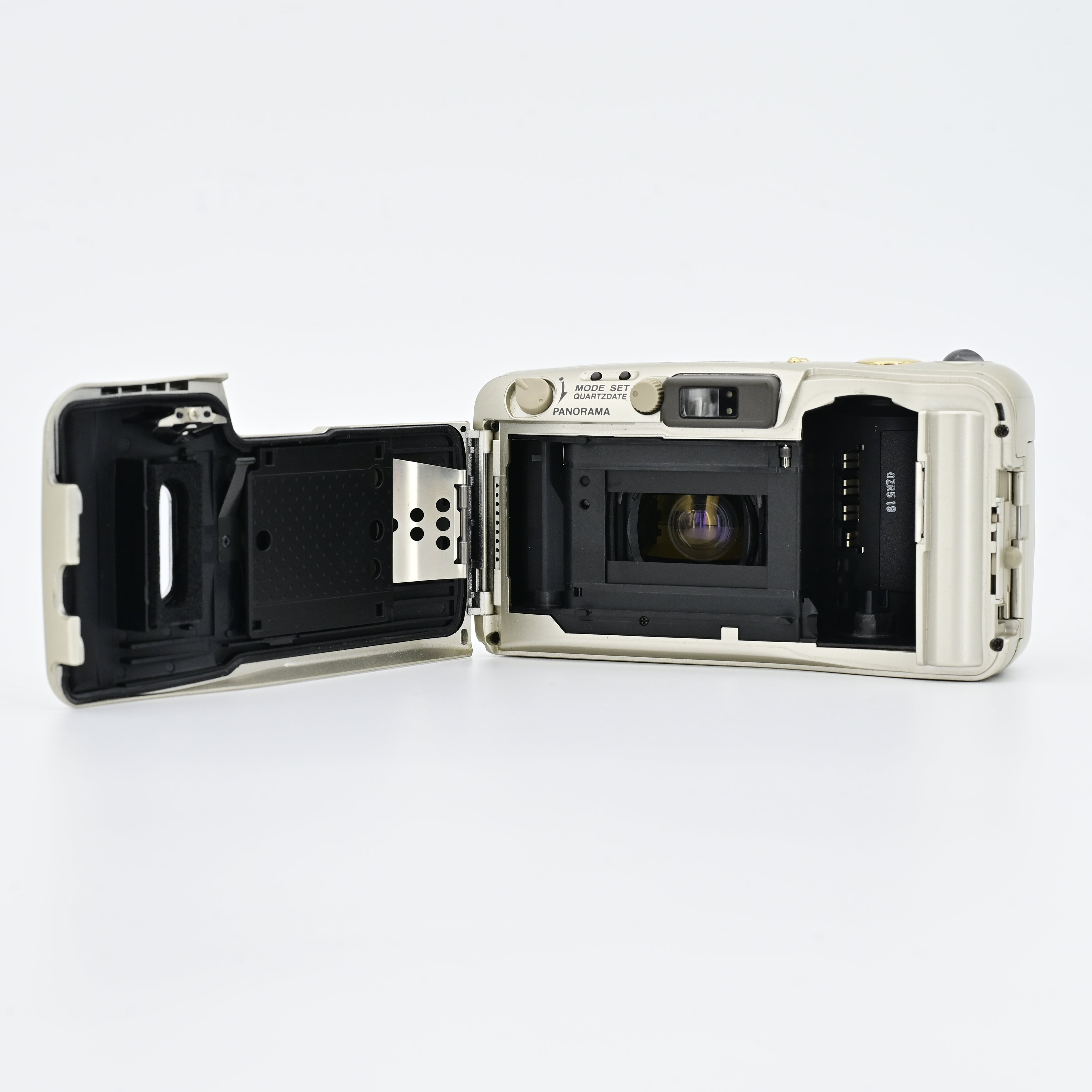 Olympus Mju Zoom 115 Deluxe – SHOWA