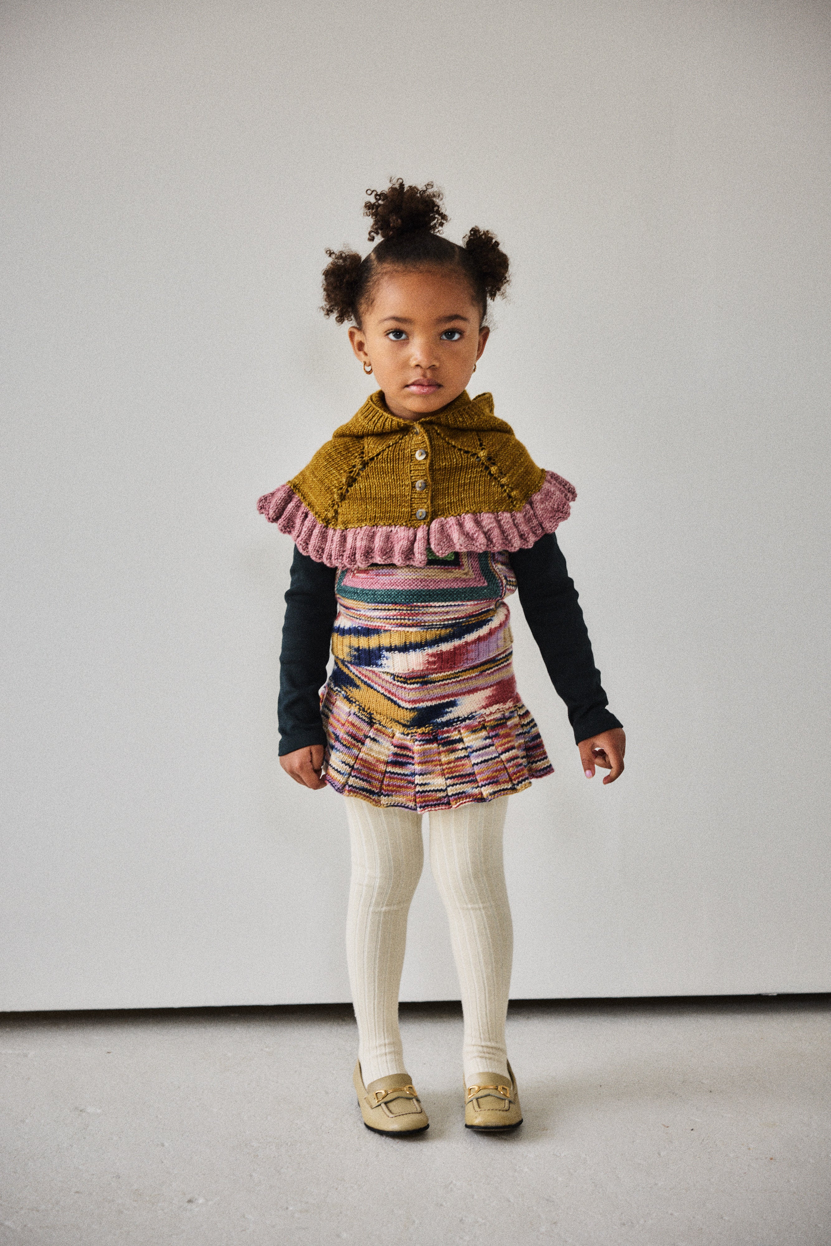 Misha&Puff Ruffle 本物 Capelet Alabaster t*m様 【misha&puff