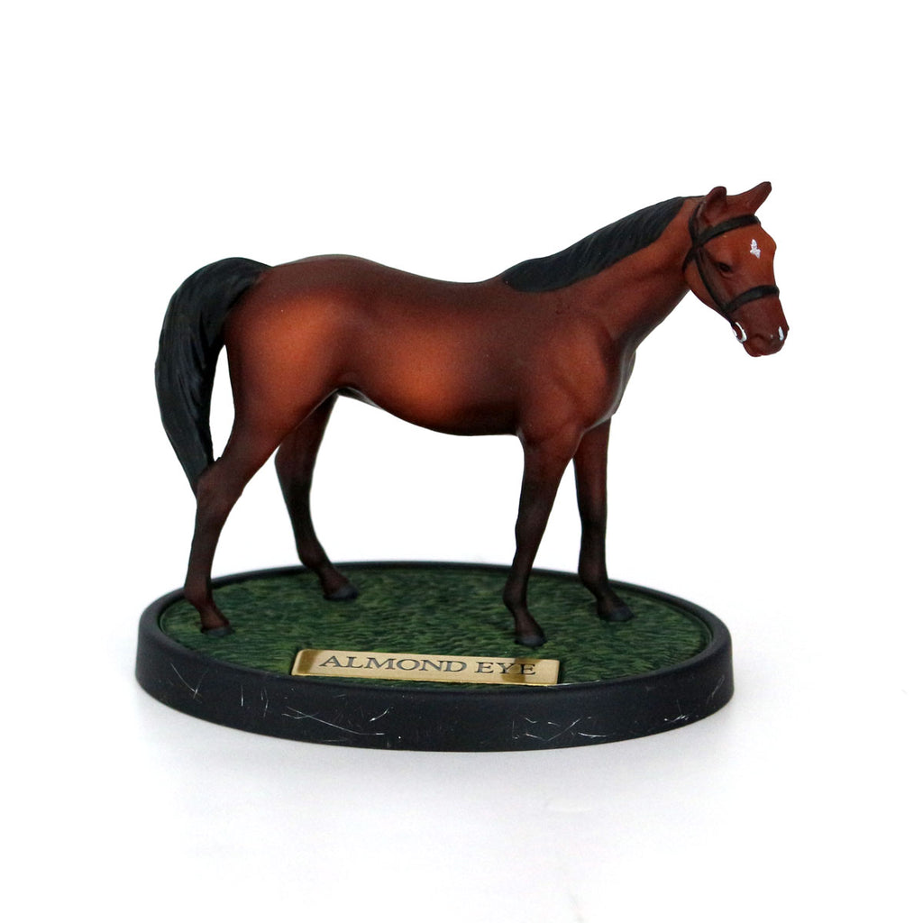 ☆JRA ホースフィギュア ソダシ コントレイル アーモンドアイ 計9体