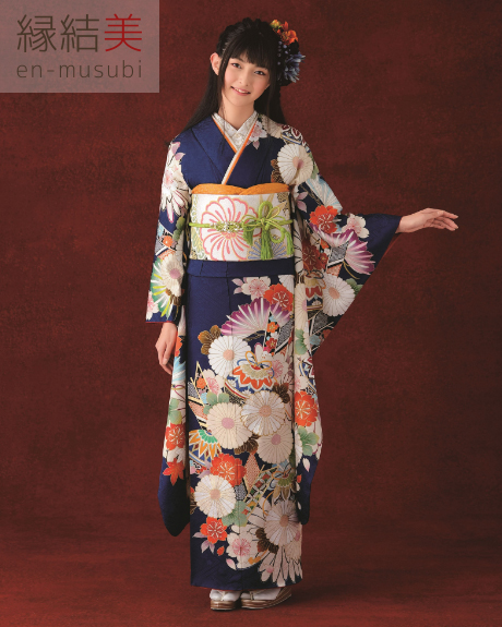 素敵な昭和アンティーク松と菊の刺繍中振袖 フルセット 23.jpg