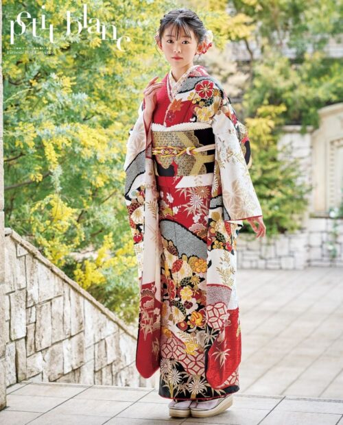 振袖 豪華 金彩 紋意匠 牡丹 大輪 身丈167cm パールトーン加工済 振袖