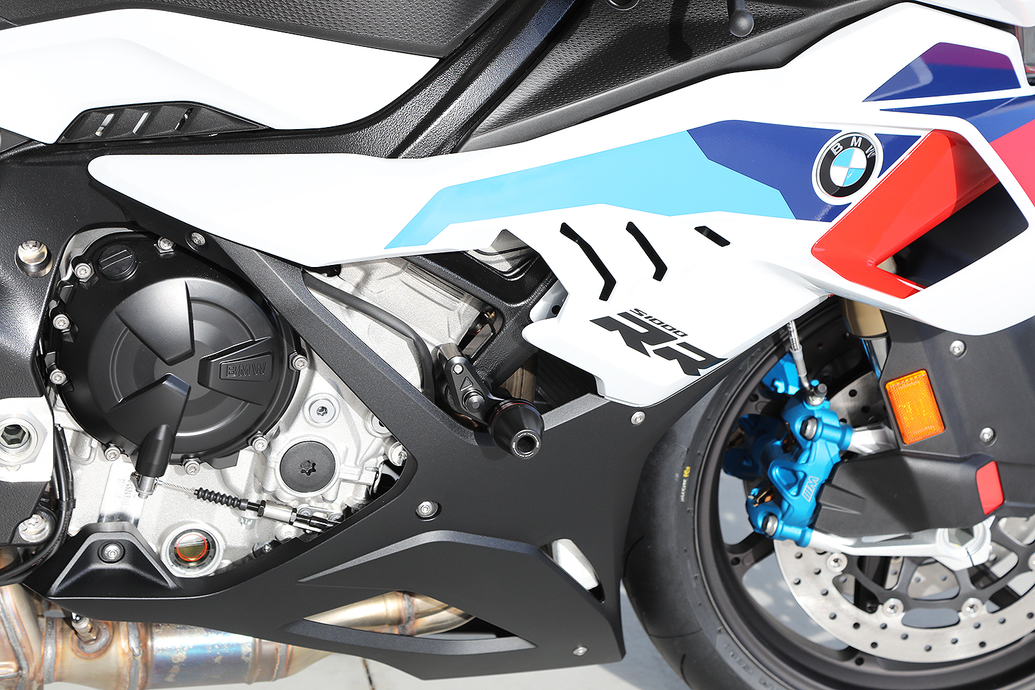 フレームスライダー(S1000RR '23～) | AELLA オンラインショップ