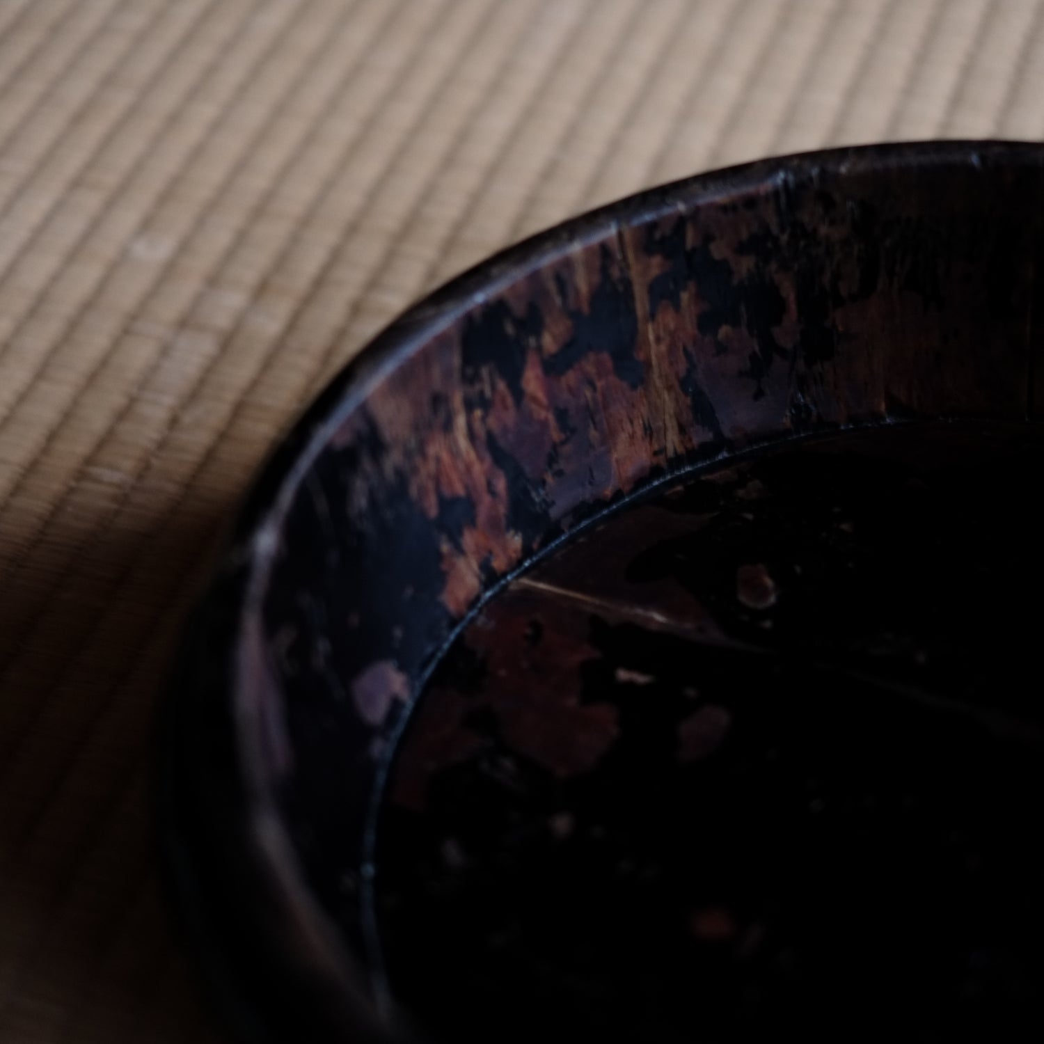 時代 黒漆 丸盆 桶 – 逢季荘