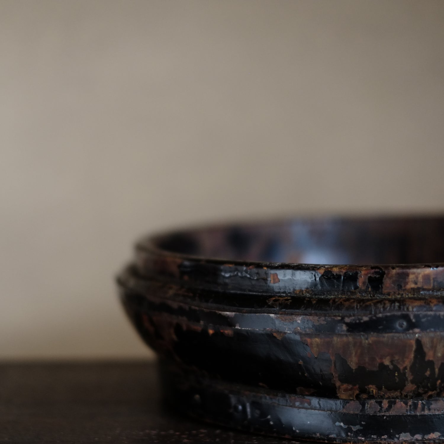 時代 黒漆 丸盆 桶 – 逢季荘