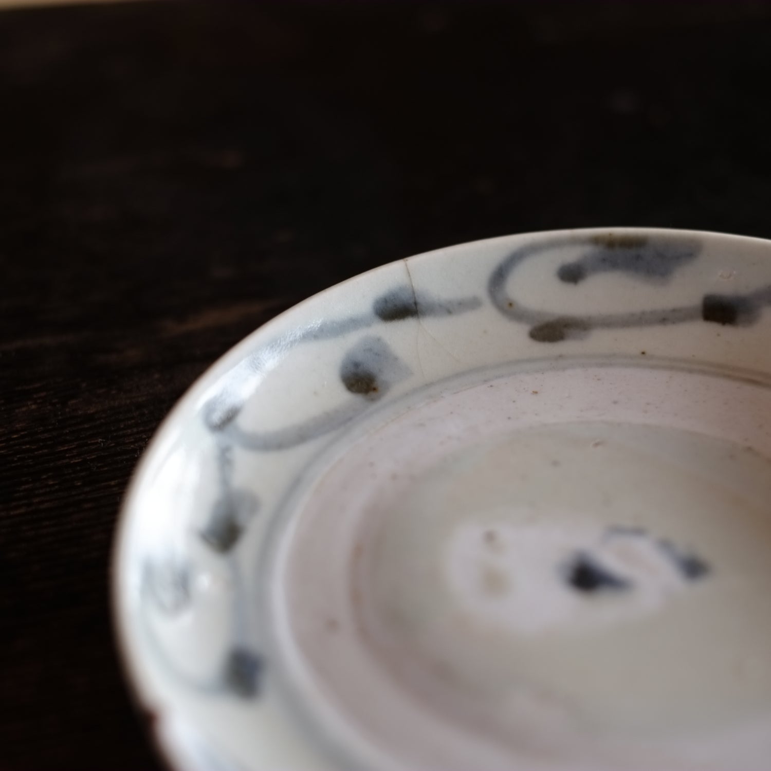 古伊万里 波佐見焼 くらわんか平皿 (江戸中-後期) – 逢季荘