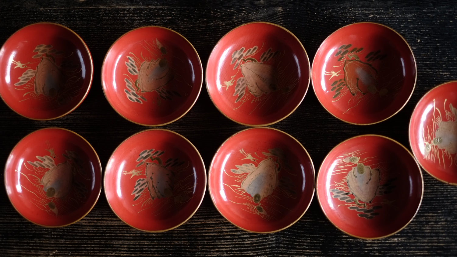 漆芸 絵変わり 鶴亀 鶴 金蒔絵 朱塗引盃 三十客