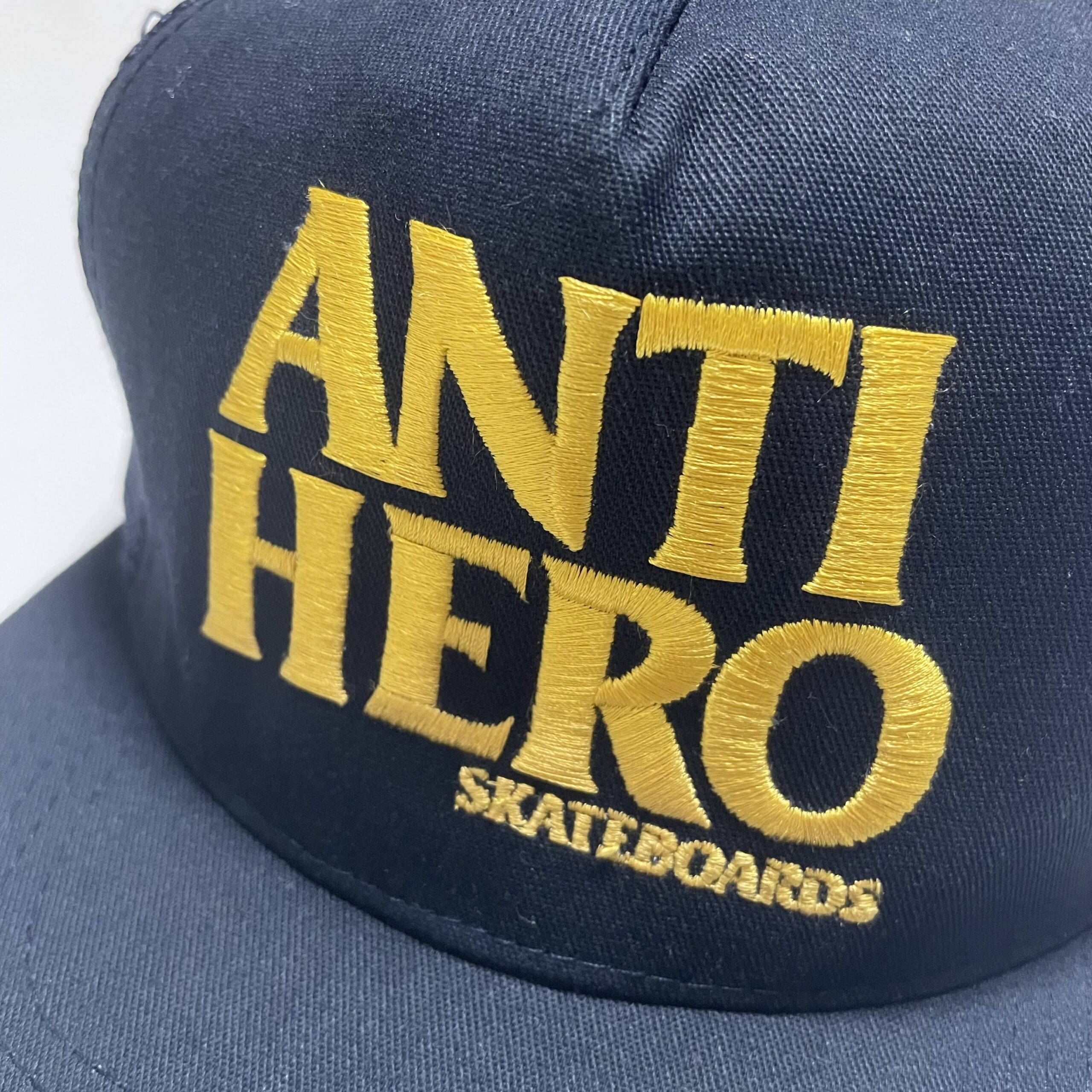 90's ANTIHERO Skateboards Mesh Cap Made in USA – ALIVE Used Clothing