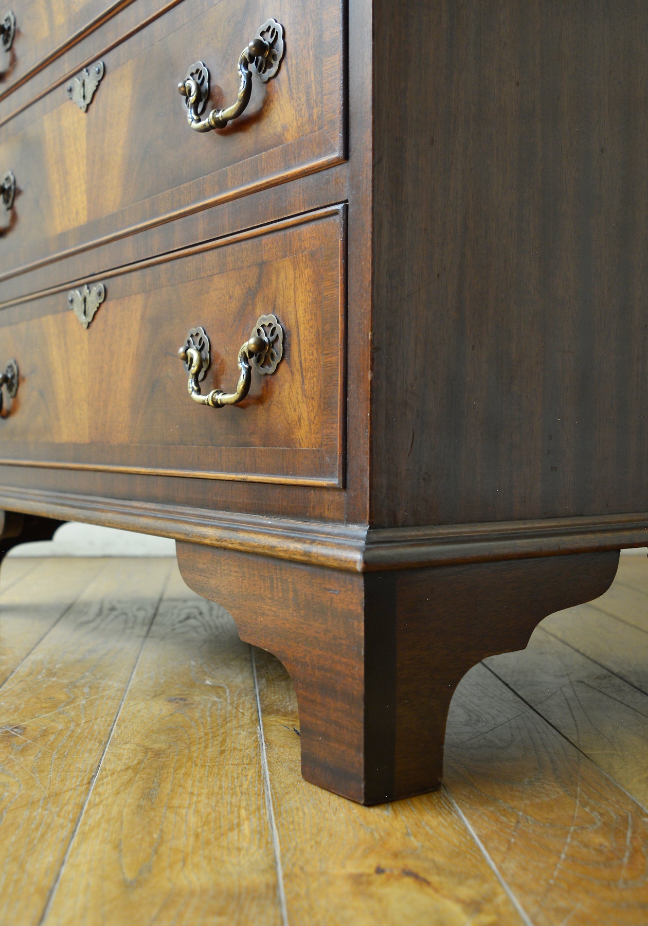 アンティークカクテルキャビネット – 英国アンティーク家具専門店 神戸