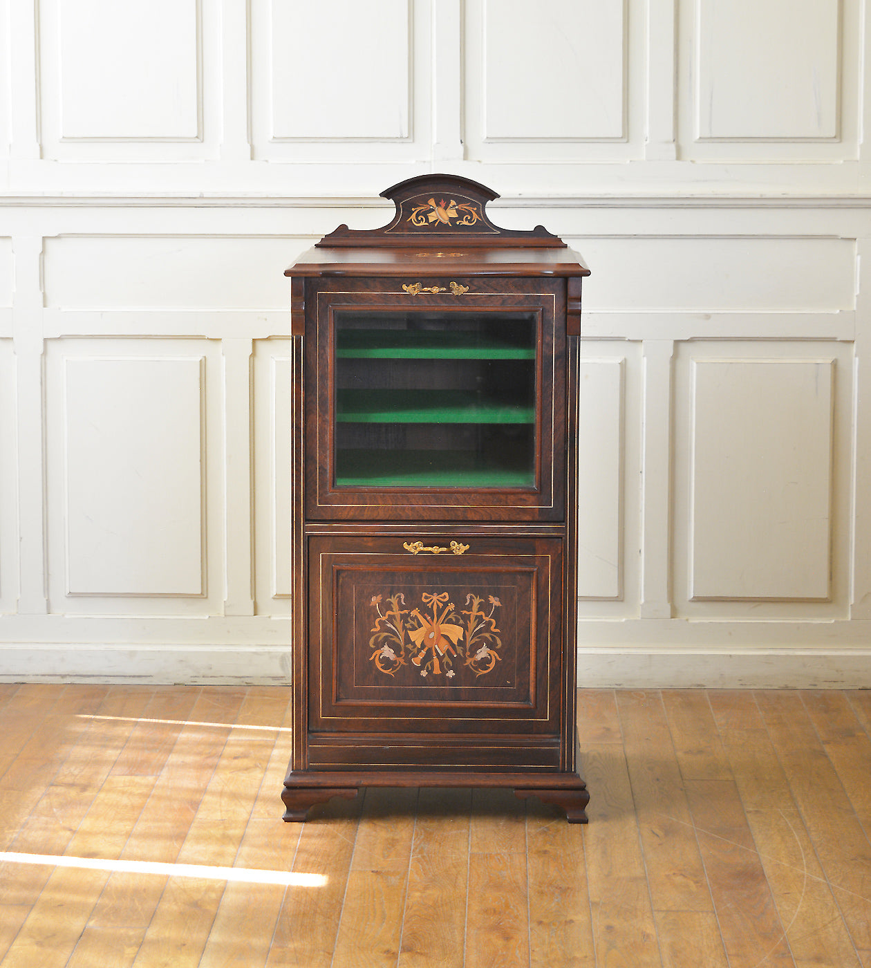 アンティークミュージックキャビネット – 英国アンティーク家具専門店