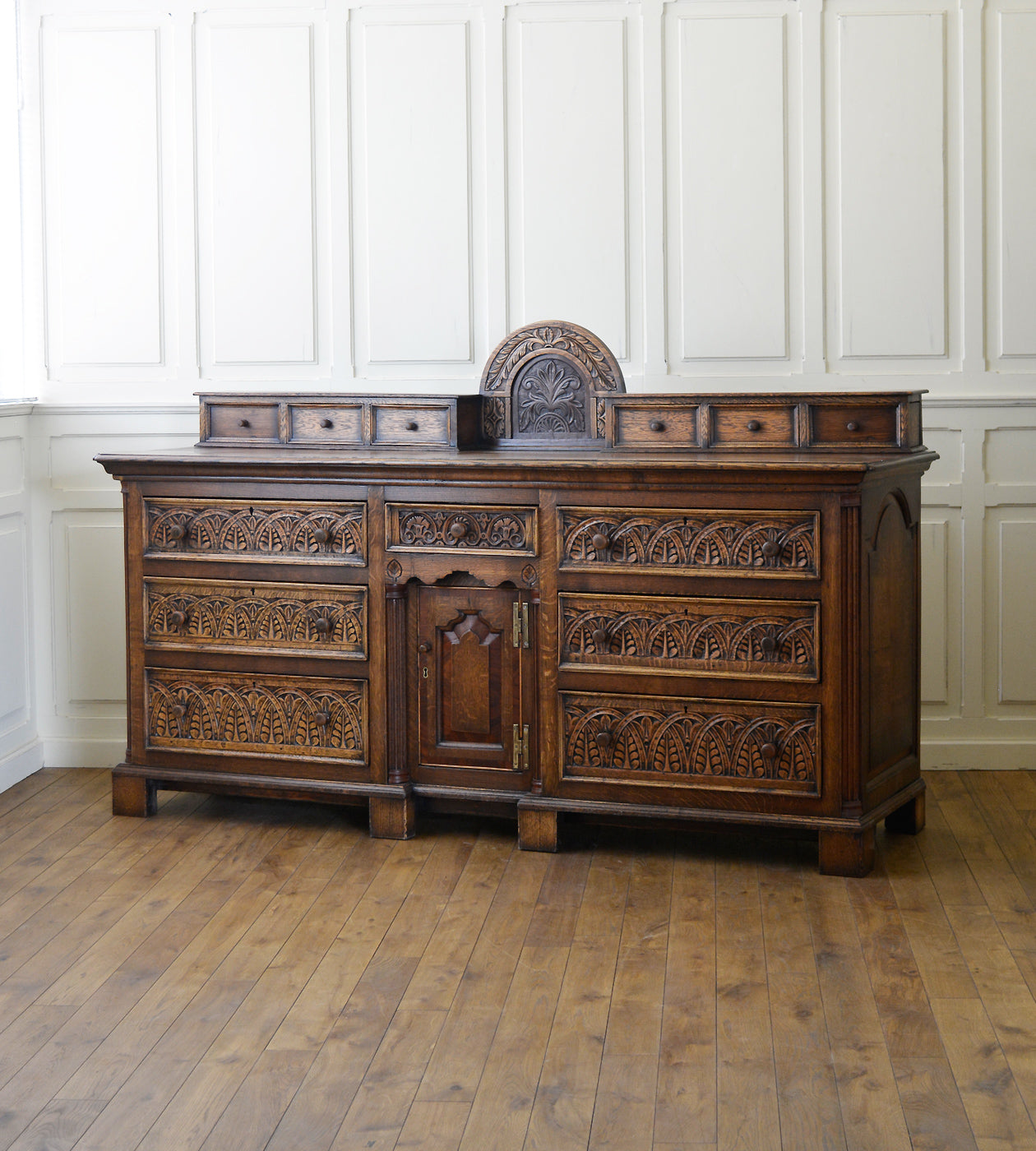 アンティークサイドボード – 英国アンティーク家具専門店 神戸家具