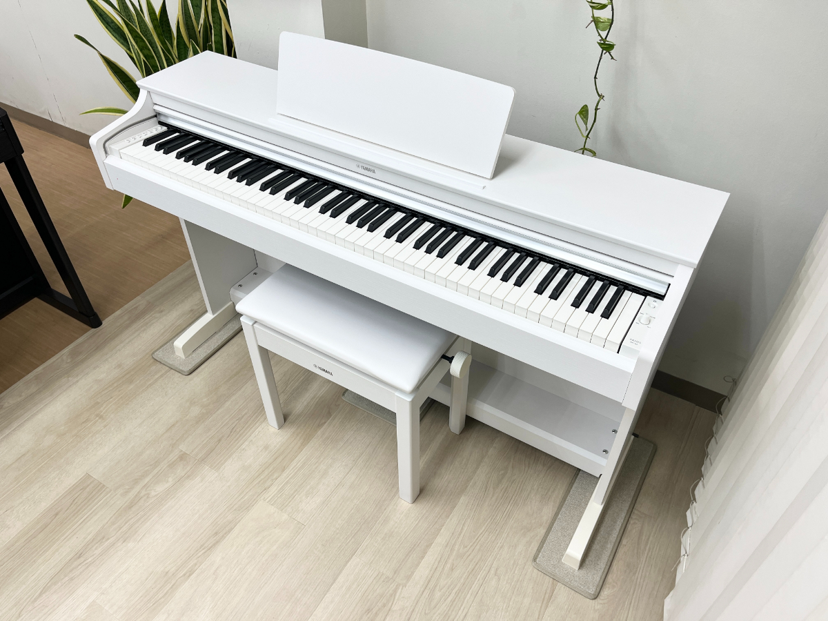 Yamaha 88鍵 ホワイト電子ピアノ ARIUS YDP-163 グランドピアノの音と