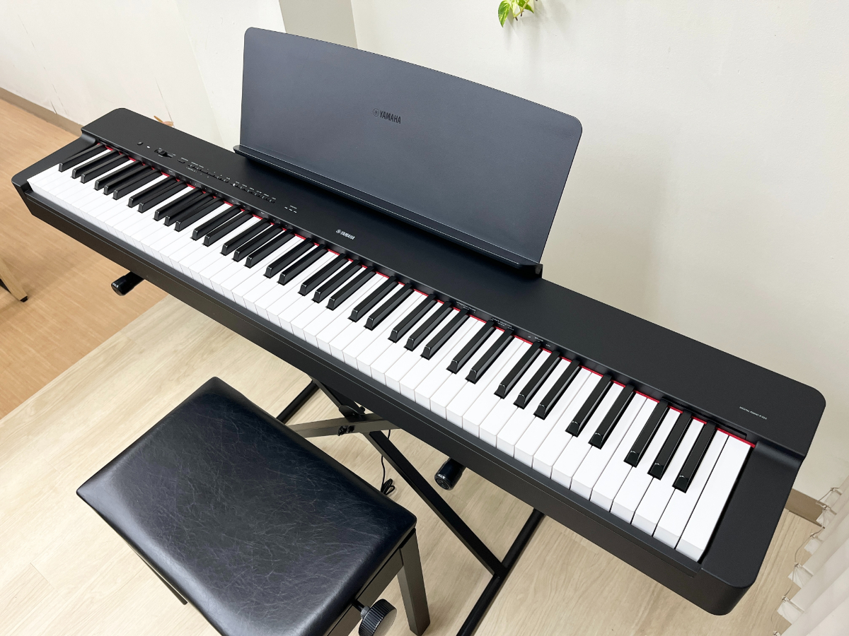 YAMAHA P-255 電子ピアノ 送料込み 中古品 YAMAHA P-255 電子ピアノ