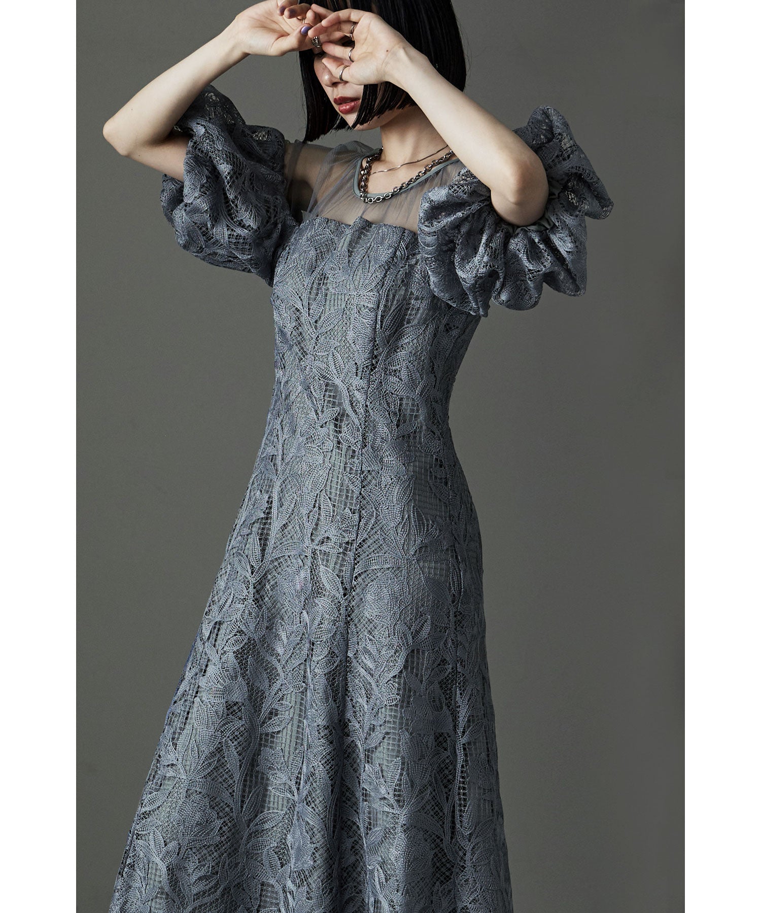 パフオフショルダーレースドレス｜パーティードレス・結婚式ワンピース