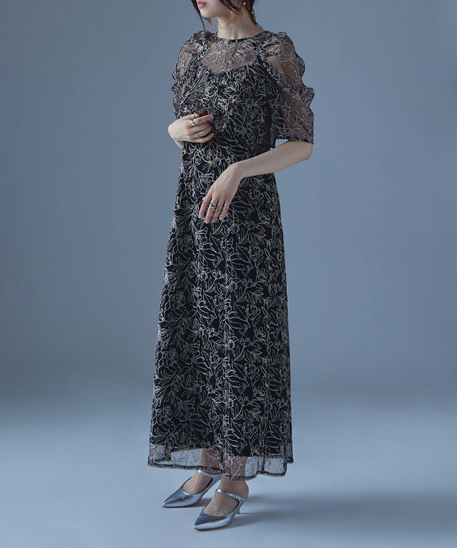 刺繍レースレイヤードドレス｜パーティードレス・結婚式ワンピース