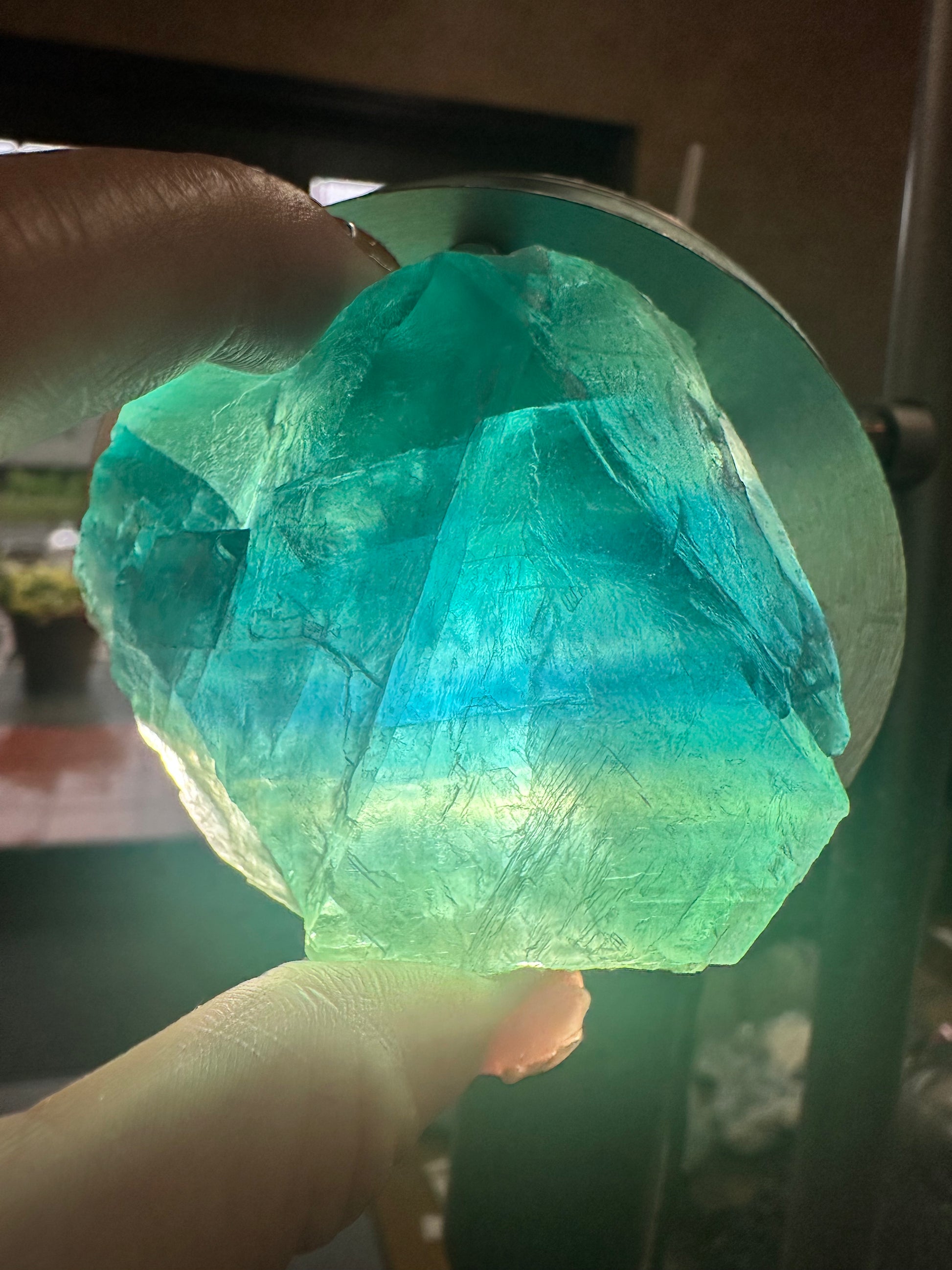 原石】中国浙江省産 フローライト原石 ブルー〜グリーンカラー n252