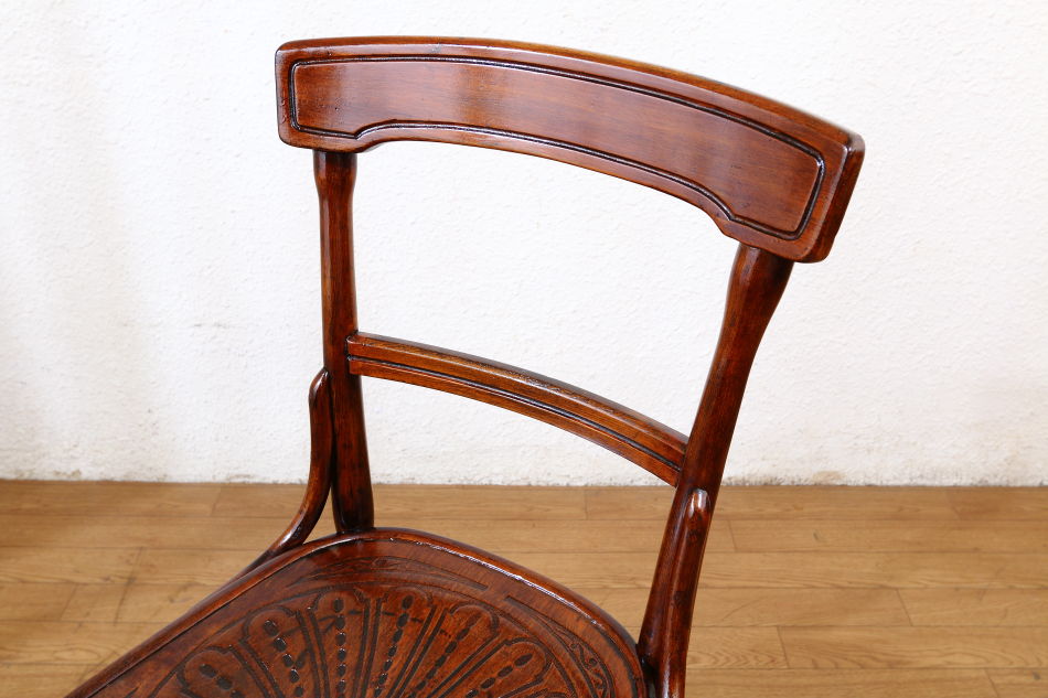 ヤコブ&ヨゼフ・コーンJacob and Josef Kohn ベントウッドカフェチェア