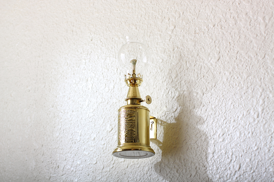 ピジョンPIGEON アンティークブラス オイルランプ｜アンティーク家具