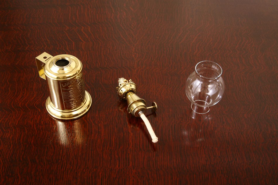 ピジョンPIGEON アンティークブラス オイルランプ｜アンティーク家具